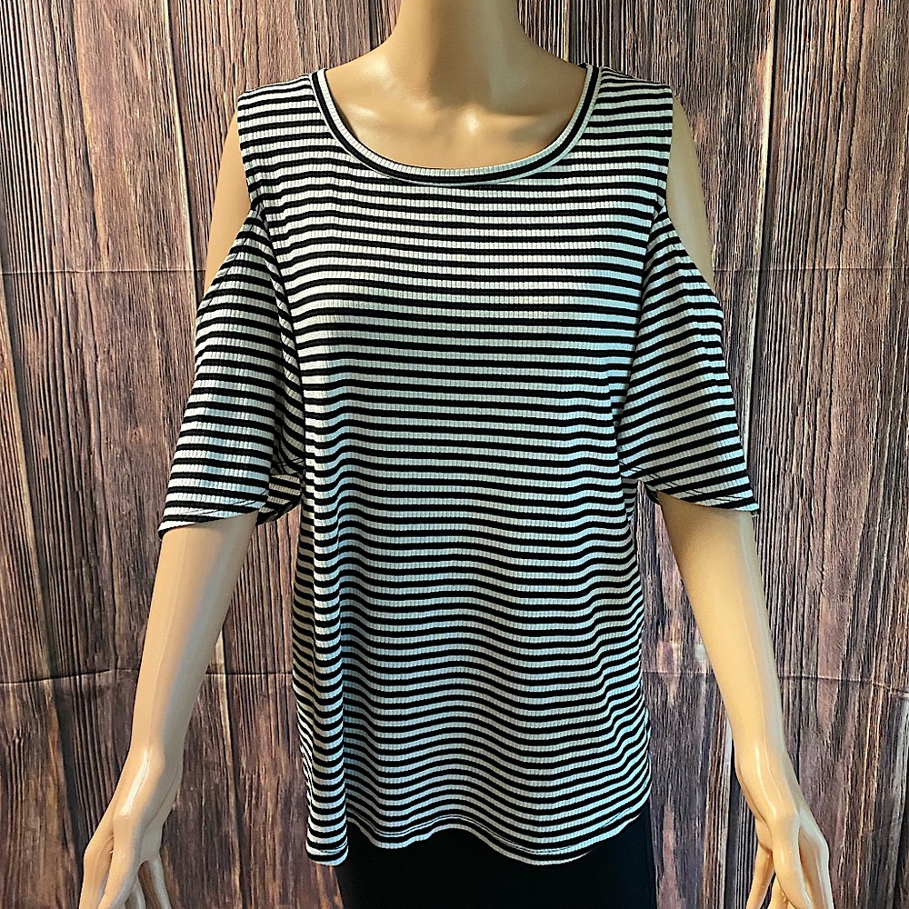 Ava & Viv size medium cutout sleeves black & white stripped blouse top